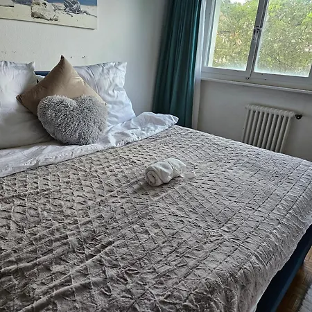 Apartamento Vacacional Апартаменты *
